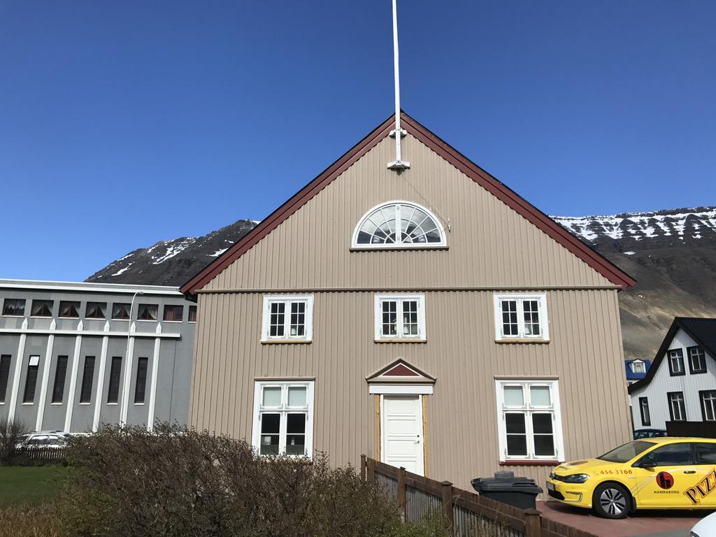 Tangs Apartamento Ísafjörður Exterior foto