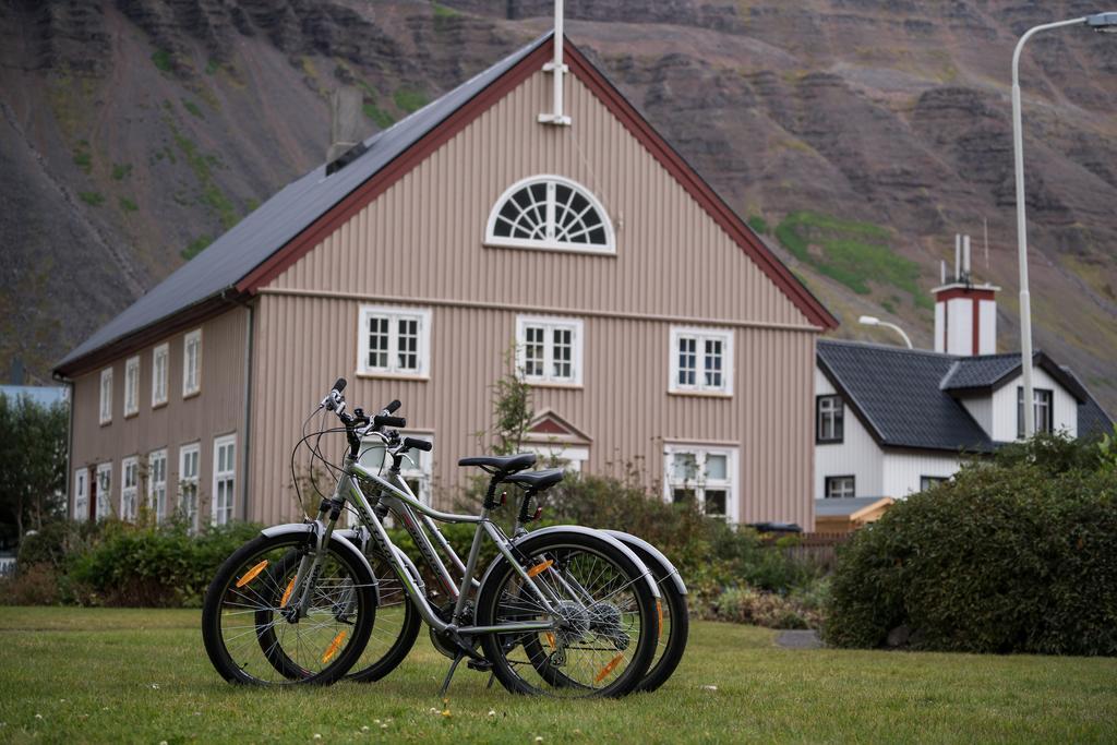 Tangs Apartamento Ísafjörður Exterior foto